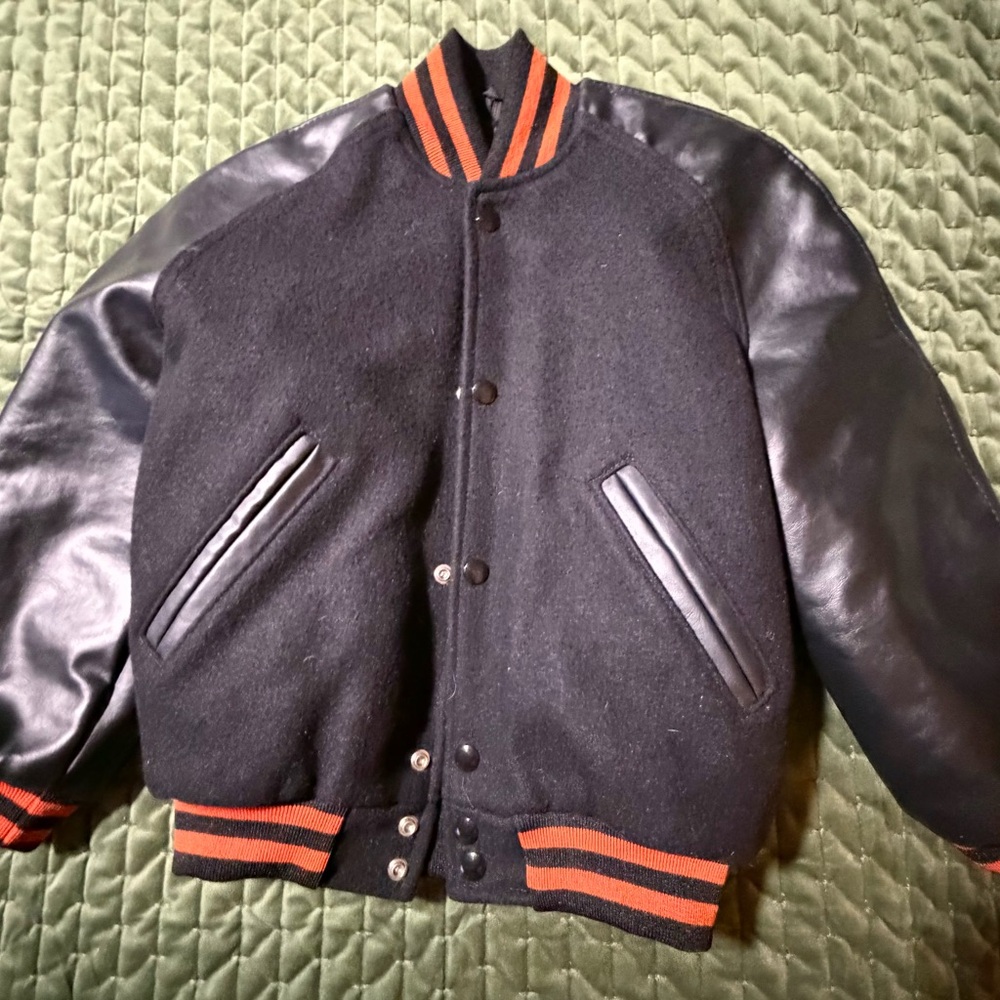 Holloway Varsity Jacket Kids Black with OrangeQuilted Inside Size Youth Small‎